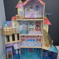 KidKraft Disney Ariel Princess Undersea Kingdom Dollhouse - Assembled