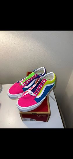 Old school vans men’s 8 women size 9.5 (PRICE FIRM)