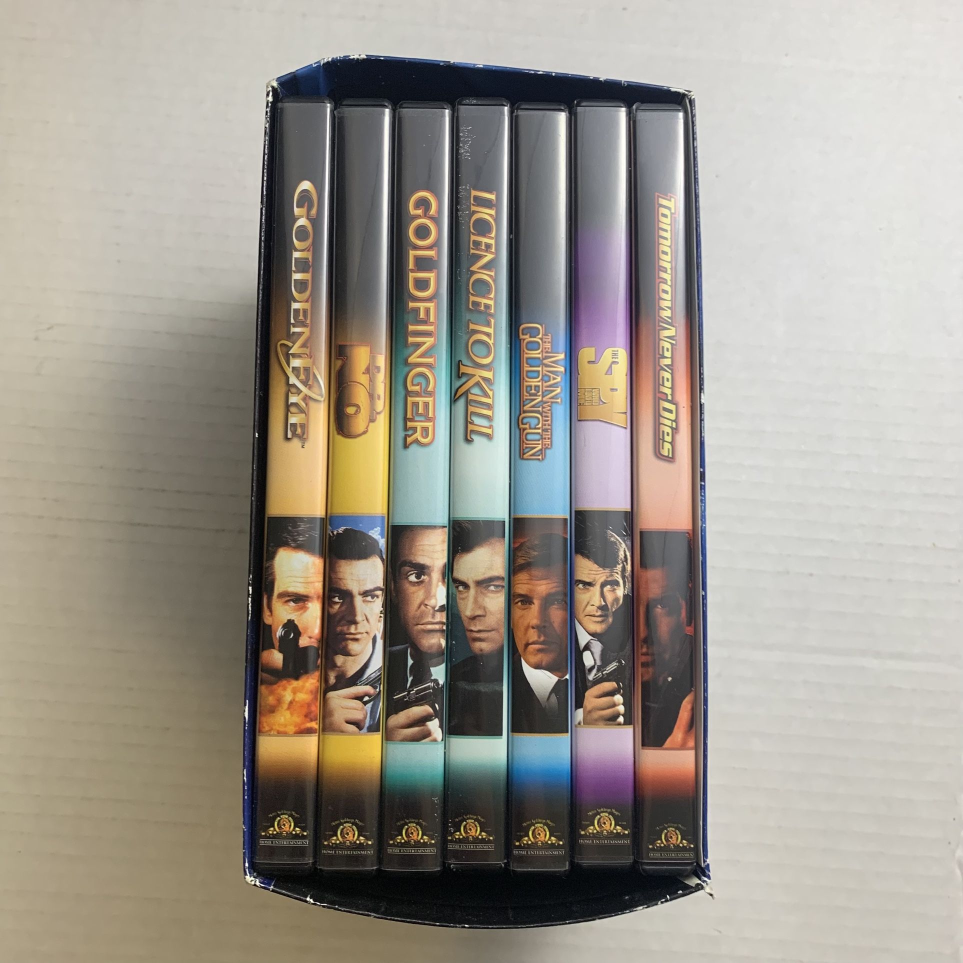 007 - The James Bond Collection 7 Movie Box Set DVD