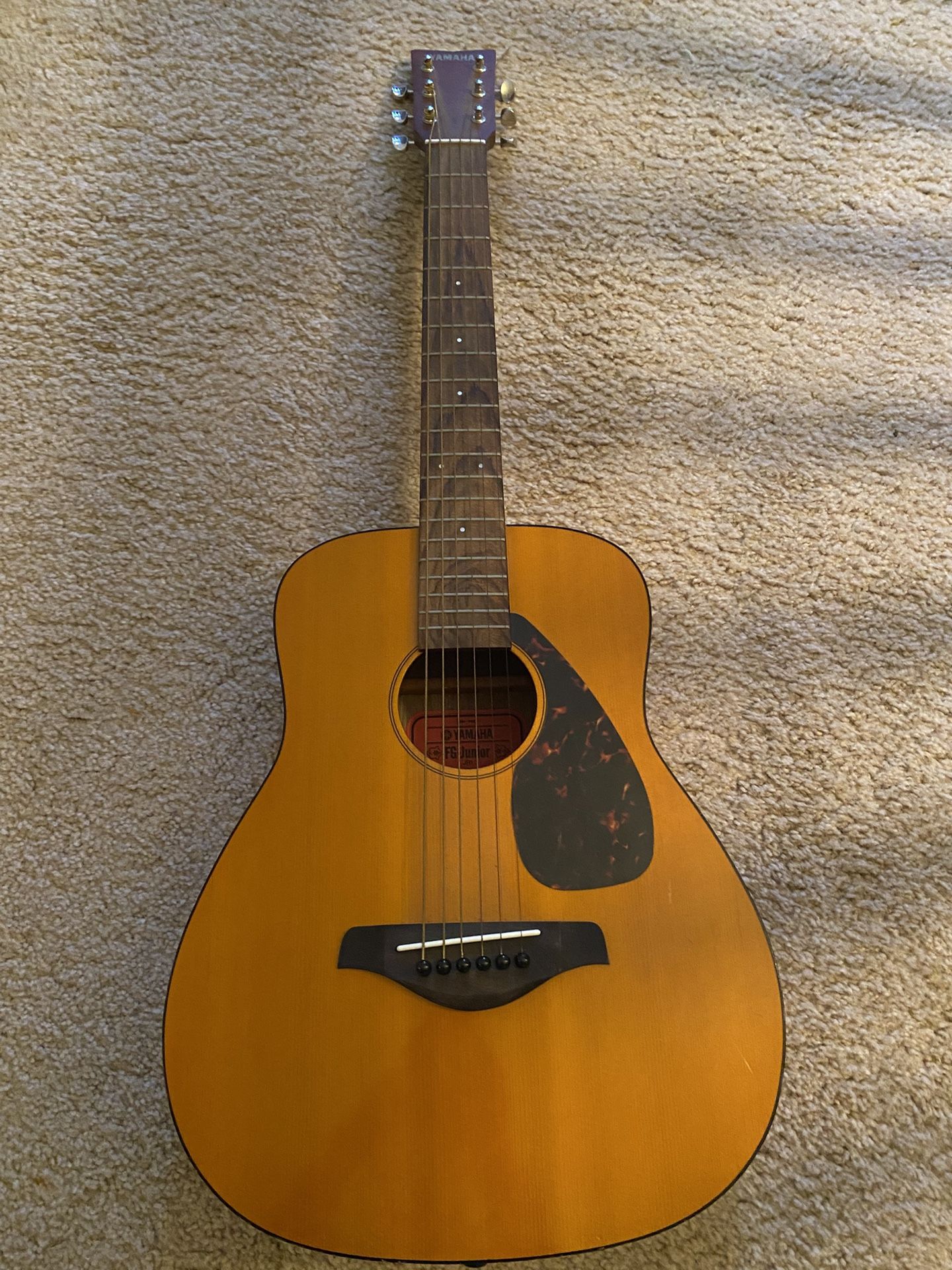 Yamaha JR1 3/4 Acoustic Guitar.