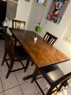 Dinning table and chairs