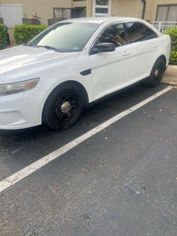 2013 Ford Taurus