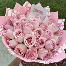 28 Natural Roses