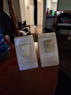 CERAMIC BOOK ENDS.