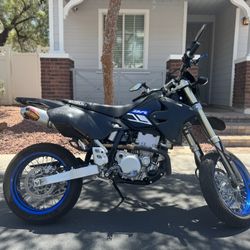 2019 Suzuki DR-Z400SM