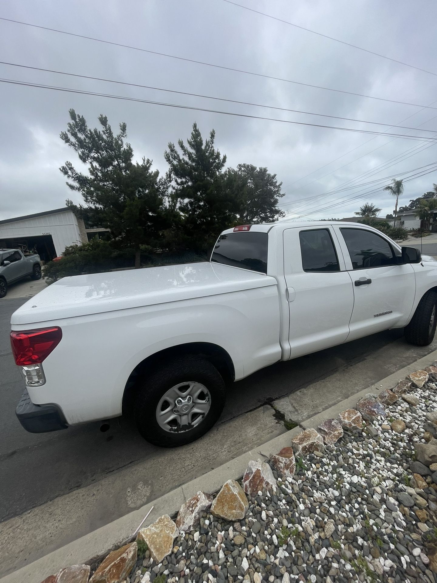 Snug top Hard Tonneau Cover For 07-13 Tundra Crewmax And Regular Cab