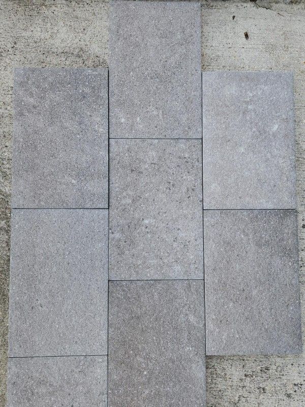 Outdoor Pavers – 20cm x 30cm – 81 Sq Ft Available