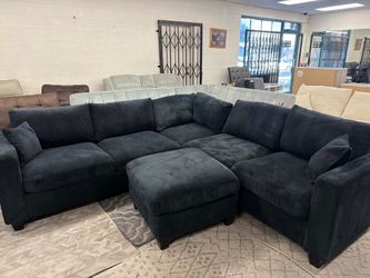 New 99x99 black sectional  couch
