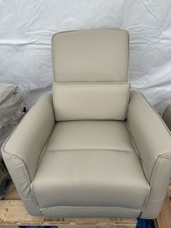 Rocker swivel Recliner with usb $250 New