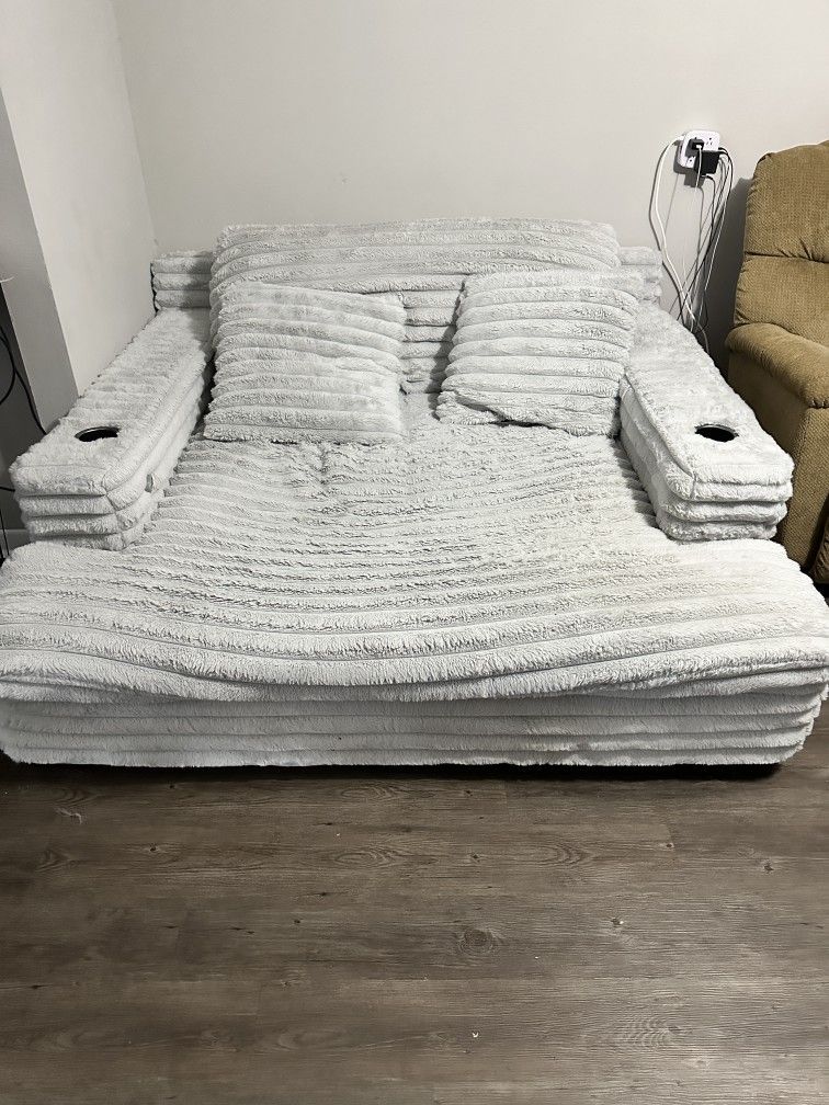 Super Soft Couch