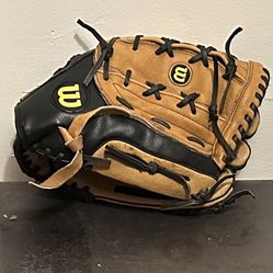 Like New Wilson A360 Leather Softball Glove 