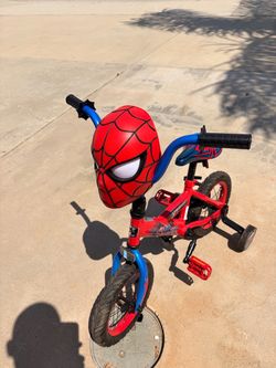 Spider Man bicycle for minor 3-5 years old.
