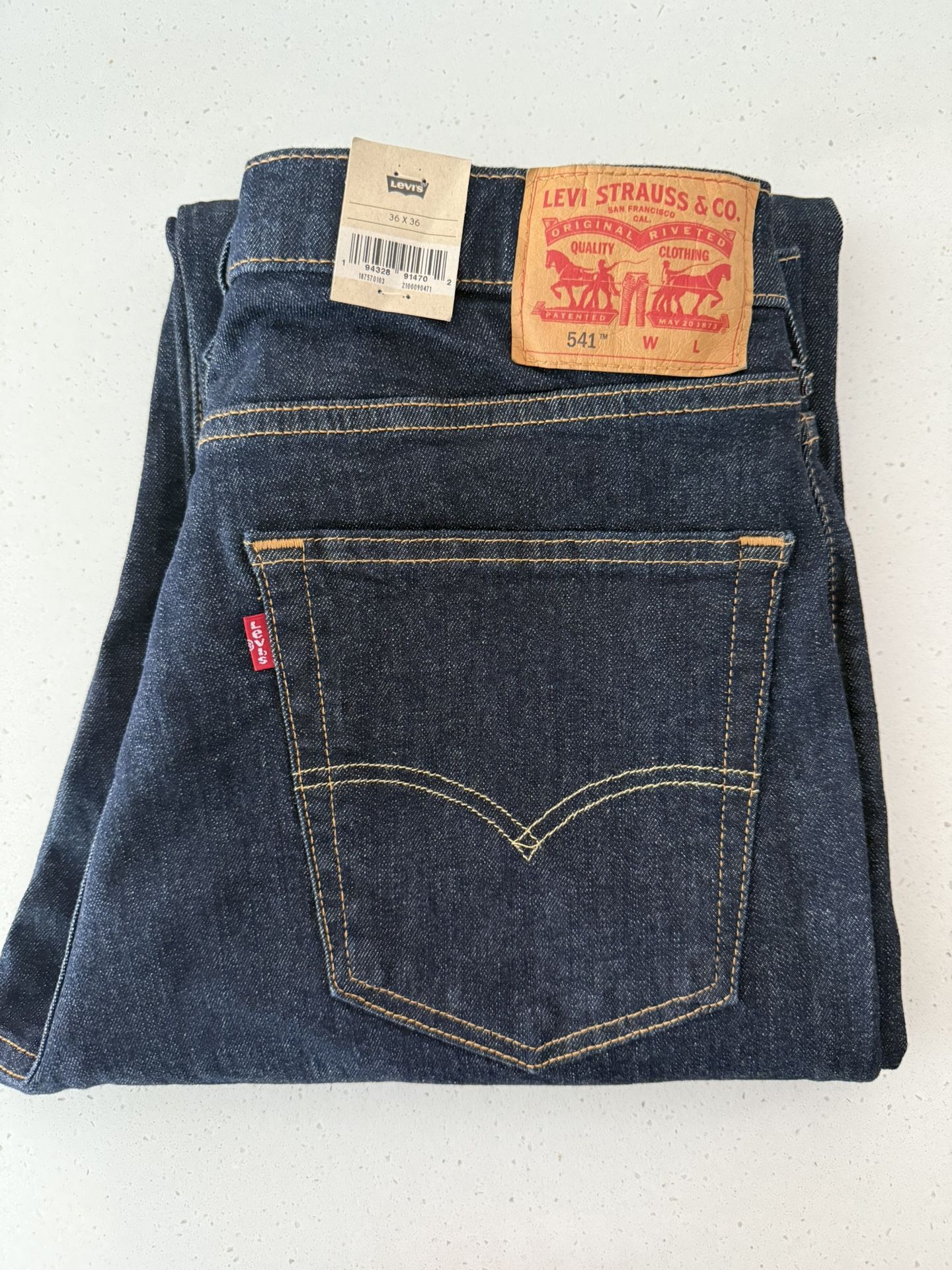 Levi’s Men’s B&T