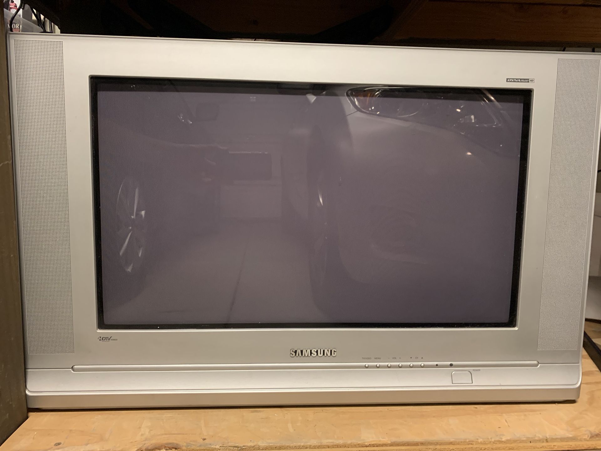 Samsung CRT HDTV 24” with component capability