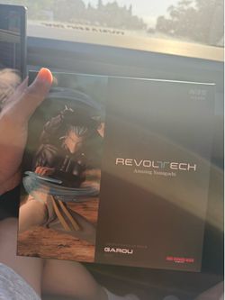 Revoltech Saitama and Garou