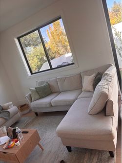 Sofa 95x75 inches
