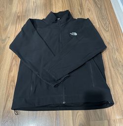 The North Face full-zip softshell jacket Men’s Size L