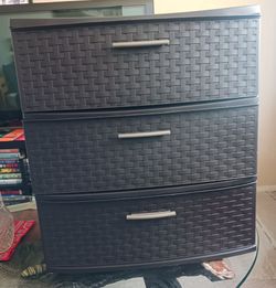 Cajonera de plastico grande con 3 cajones. Large Plastic Drawer With 3 tiers.