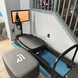 Frame Fitness Pilates Machine 