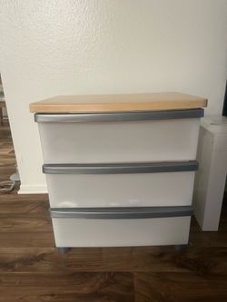 Plastic Storage Bin