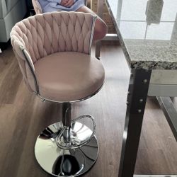 New in box ！bar stool 