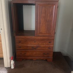 TV Stand With Drawers 