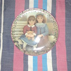 "Sisters Are Blossoms" Plate