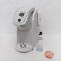 NEW Keurig 2.0 K200 Brewer, SANDY PEARL LIMITED EDITION  STILL HAS PLASTIC WRAP  9 brew sizes (including carafe sizes) 40 oz. Water Reservoir Strength