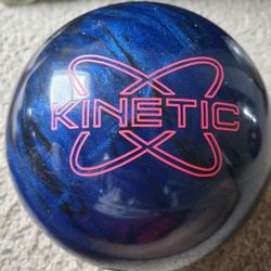 3 BOWLING BALLS 