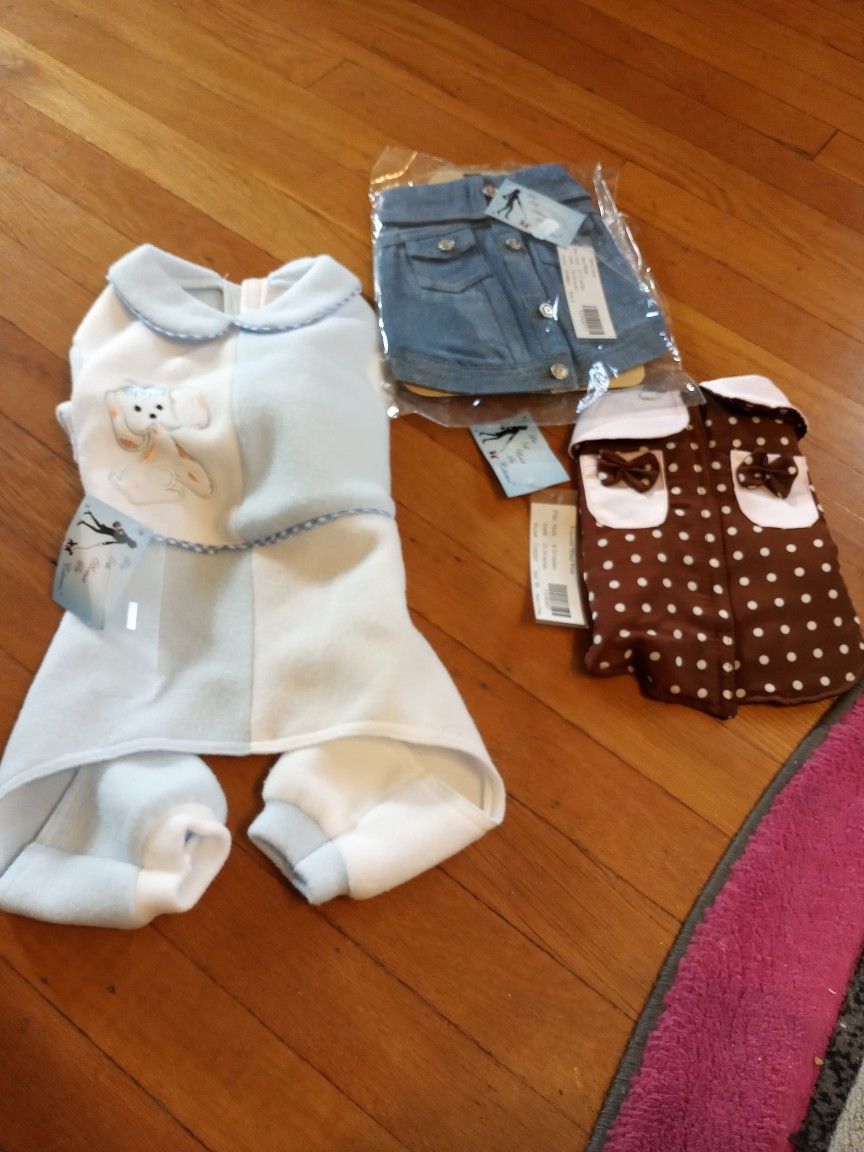 Pet Clothing..New