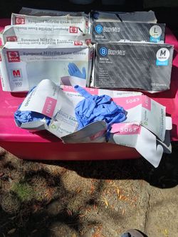 Rubber exam  gloves