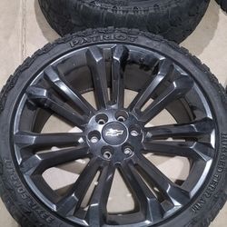 33 12.50 24 Patriot Rugged Terrain Tires