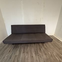 SOFA BED / FUTON