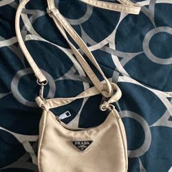 White Prada Bag #prada #pradabag