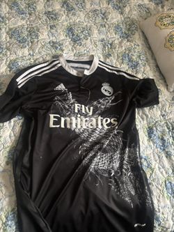 Real Madrid shirt large