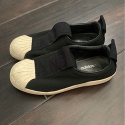 Adidas Size 7 Women