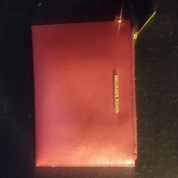 Michael Kors Zip Wallet/Clutch 