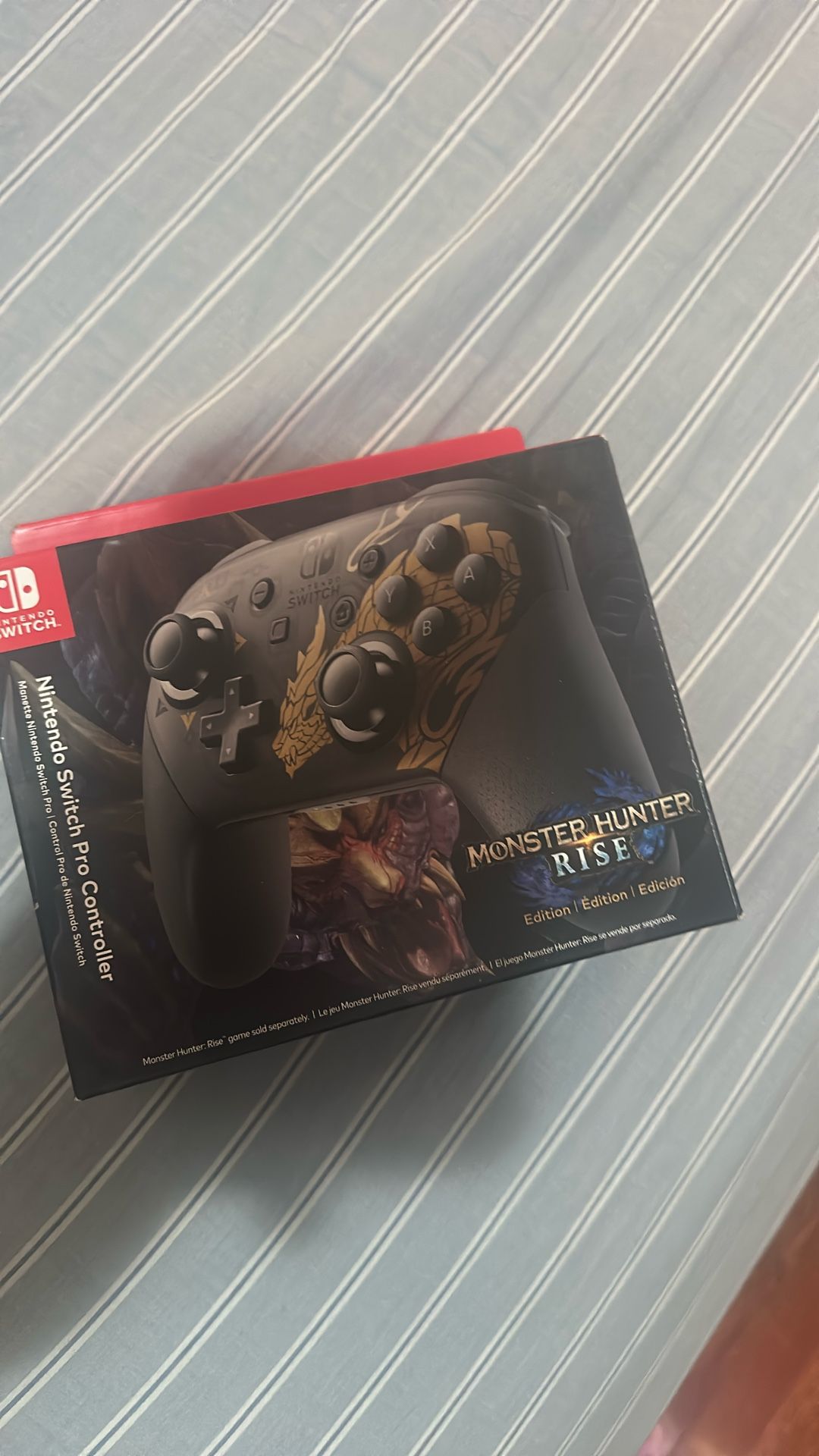 Nintendo switch pro controller (Monster hunter Rise edition)