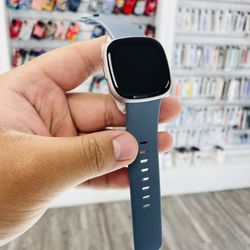 Fit Bit 4 Watch