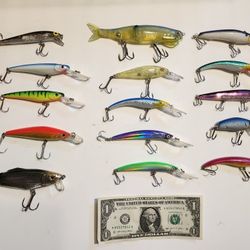 15 Crank Baits 