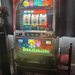 Vintage Slot Machine 