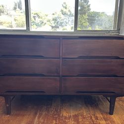 Mid Century Modern 6 Drawer Dresser By Stanley