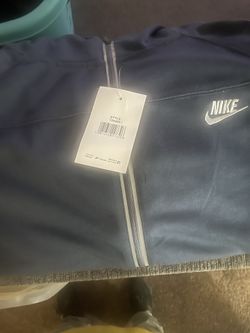 2x Sweatsuits 