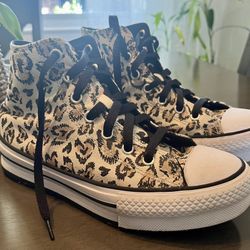 Converse Size 4 Girl