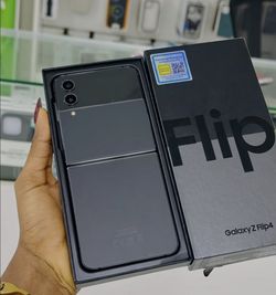 Samsung Galaxy Z Flip 4 Unlocked / Liberado 😃