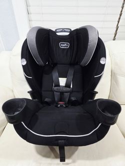 Evenflo 4-in-1 Convertible Car Seat Carseat