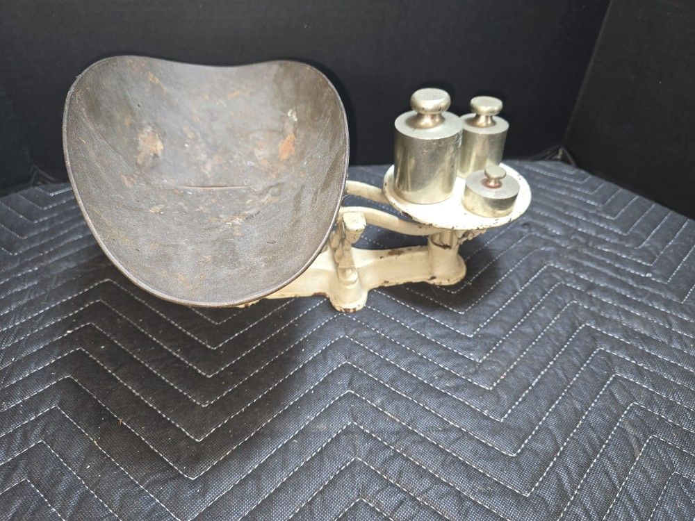 Antique Scale With Weights 