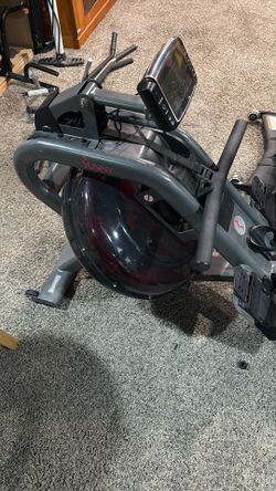 Sunny Health & Fitness Phantom Hydro Water Rowing Machine