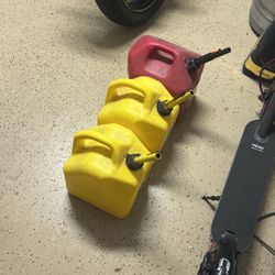 5 Gallon Gas Cans