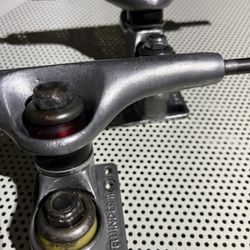 Gullwing Sidewinder Two Awesome Carving Trucks For Skateboard